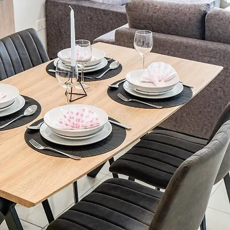 Adolina One Bedroom 103 By Ezoria