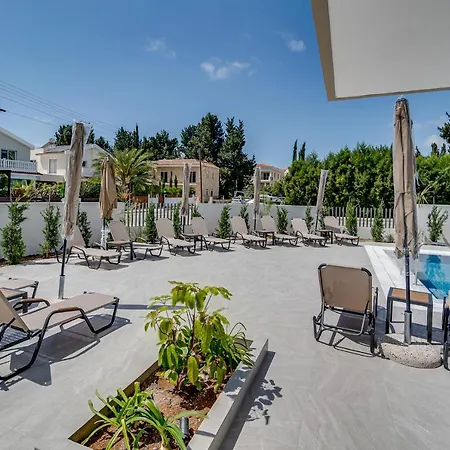 Adolina One Bedroom 103 By Ezoria *