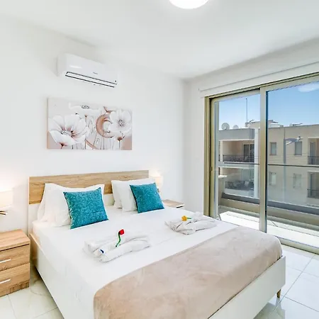 Adolina One Bedroom 103 By Ezoria Appartement Paphos