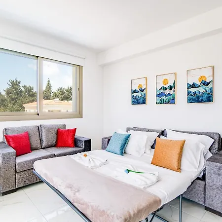 Adolina One Bedroom 103 By Ezoria *