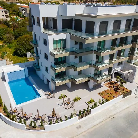 Adolina One Bedroom 103 By Ezoria Appartement *