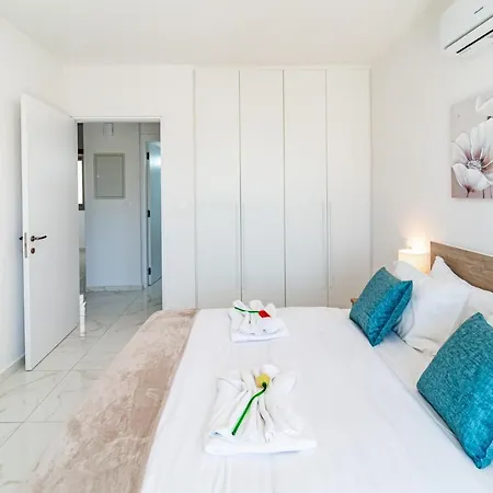 Adolina One Bedroom 103 By Ezoria